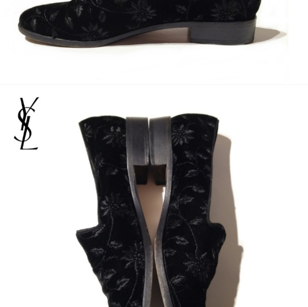 Authentic vintage YSL velvet "Tango" loafers.